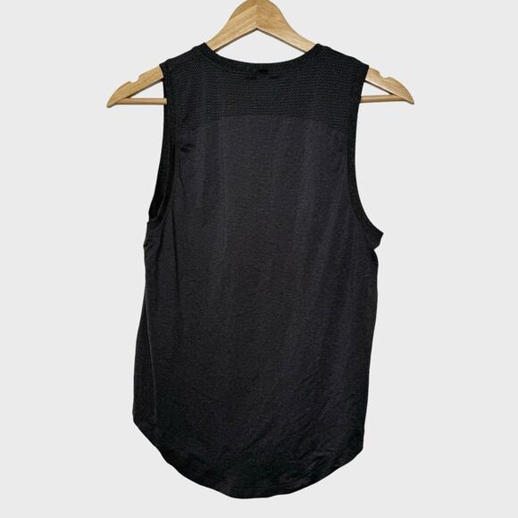 Gymshark Fitness Tank Top | XS | Gray Sleeveless Crewneck Sporty Gym Shirt - Picture 4 of 7